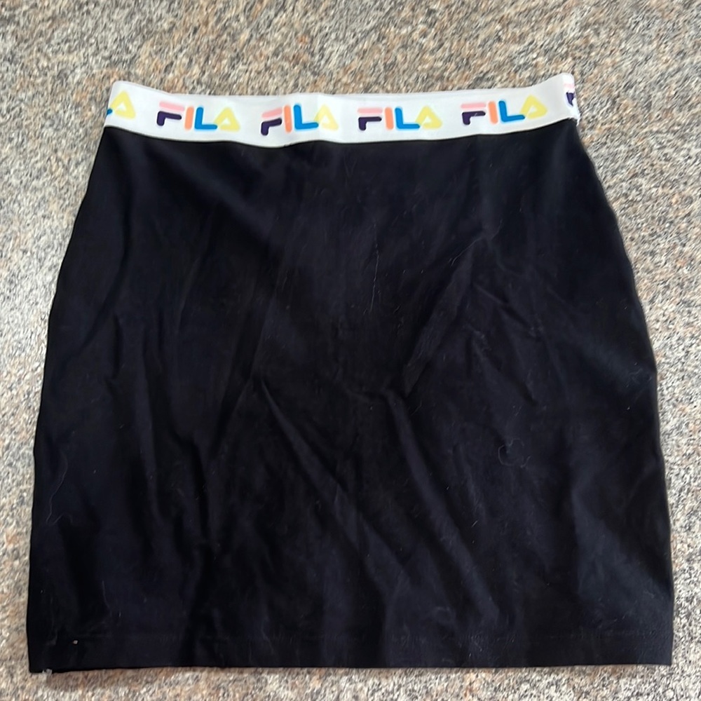 Fila skirt size small